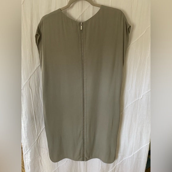 Storm & Marie Gray Shift Dress - Picture 3 of 5